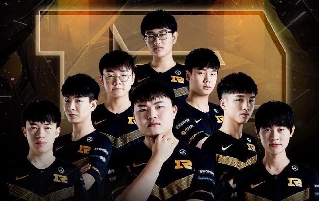 满信心地向 满信心地向