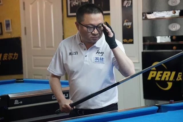 尤其是他们 尤其是他们