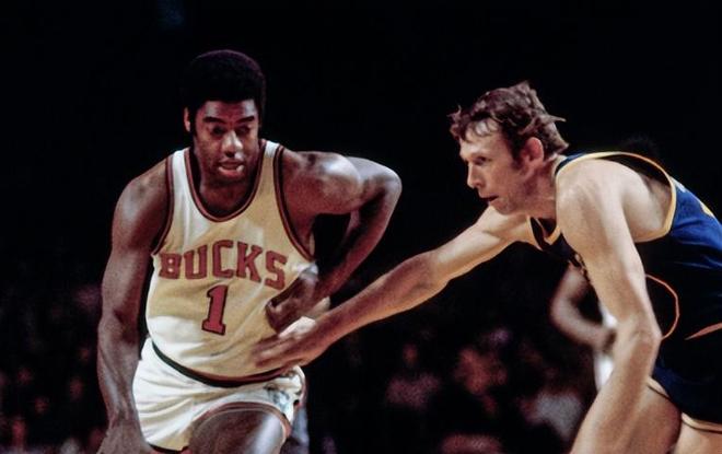 选手们挥汗 选手们挥汗