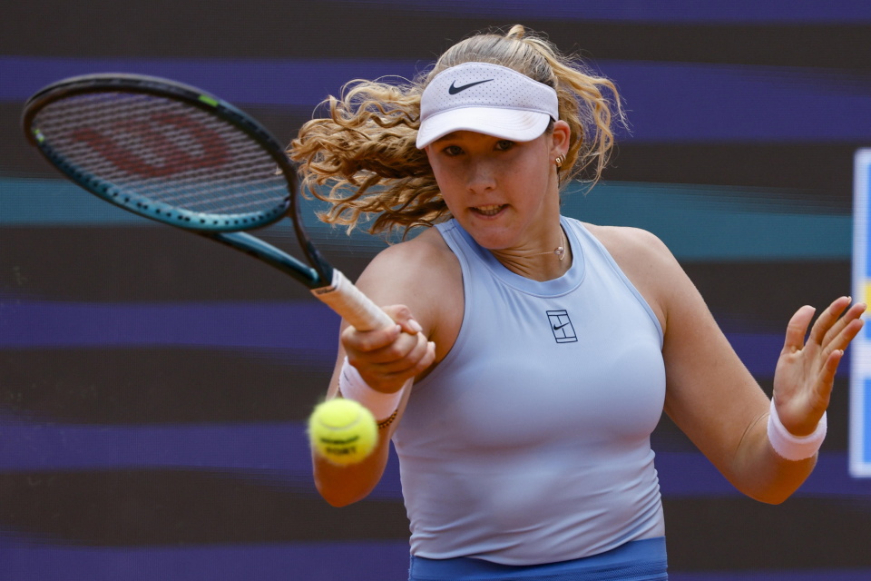 八村塁为何不会短期内获得续约？湖人做的没错！